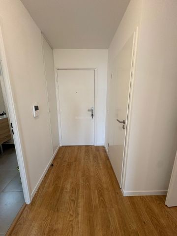 Location - appartement - 61.32 m² - 3 Pièces - Photo 4