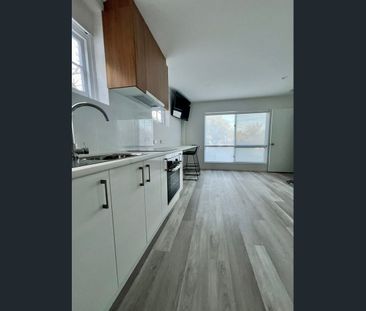 27 Marland Street, Kenmore, Qld 4069 - Photo 5