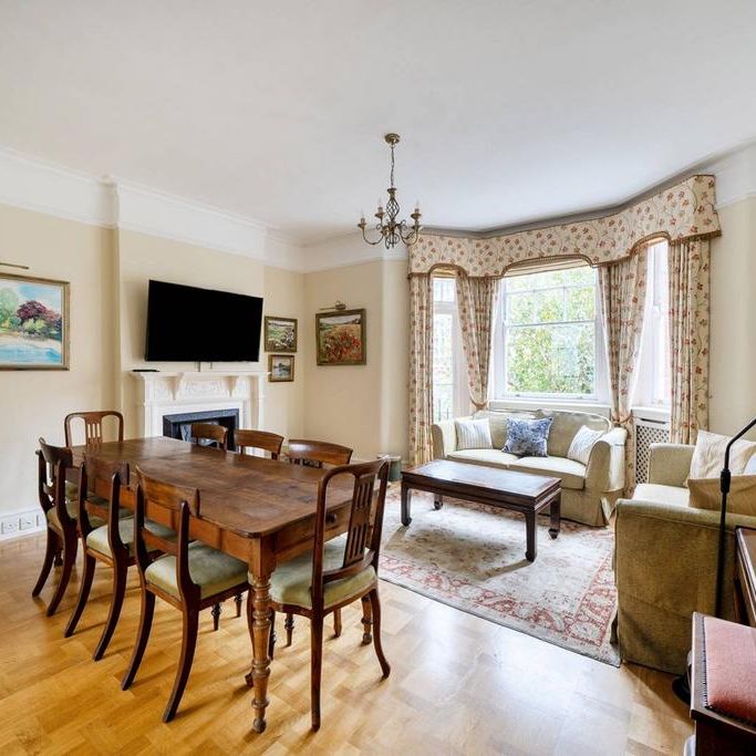 3 bedroom flat to rent - Photo 1