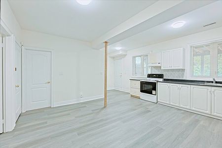 For Lease - 61 Fairchild Avenue Unit# Bsmt, Toronto, Ontario - Photo 5