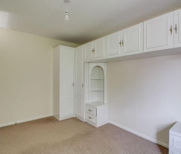 3 bedroom end of terrace house to rent - Photo 6