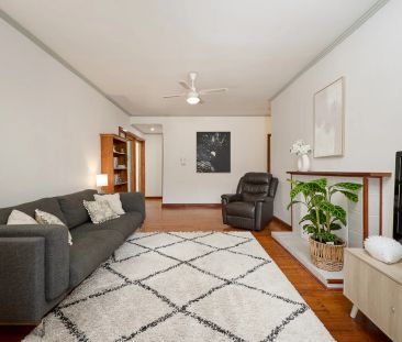 Fresh Bright and Modern - Photo 3