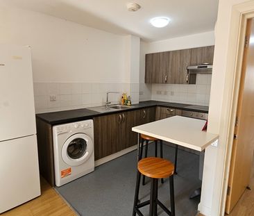 2 Bed Maisonette, Liston Road, N17 - Photo 3