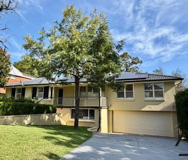 Exceptional Family Home in a Prime Location - Photo 5