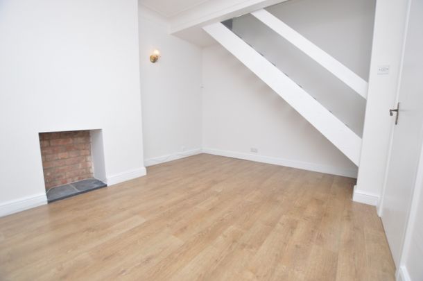 2 Bedroom Terraced House - Photo 1