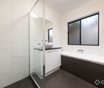 Spacious & Stylish Family Home - Photo 6