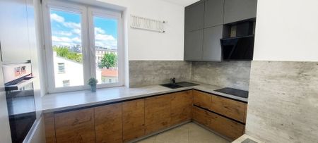 Warszawa, Śródmieście, Nowowiejska - Photo 3