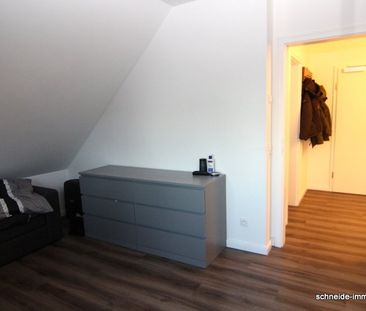 Schöne 2-Zimmer-DG-Wohnung mit Balkon + Hobbyraum im ausgebauten Sp... - Foto 1