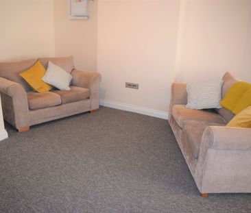 Double Room-Walk to Popular St Marks Rd - Photo 1