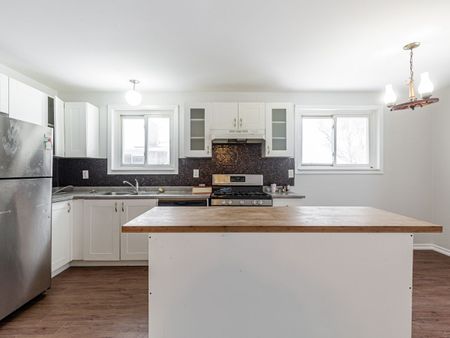 For Lease - 1348 Tatra Drive Unit# Main, Pickering, Ontario - Photo 4