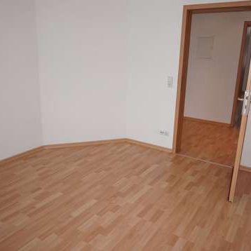 Großer Balkon an der Küche - Laminat - Stellplatz! - Foto 1