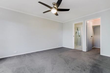 3 Bed, 2 Bath - Photo 3