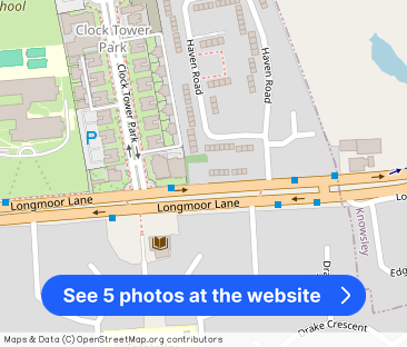 New Hall, L10 - Photo 1