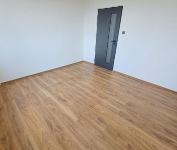 Pronájem bytu 2+1 50 m2 - Fotografie 5