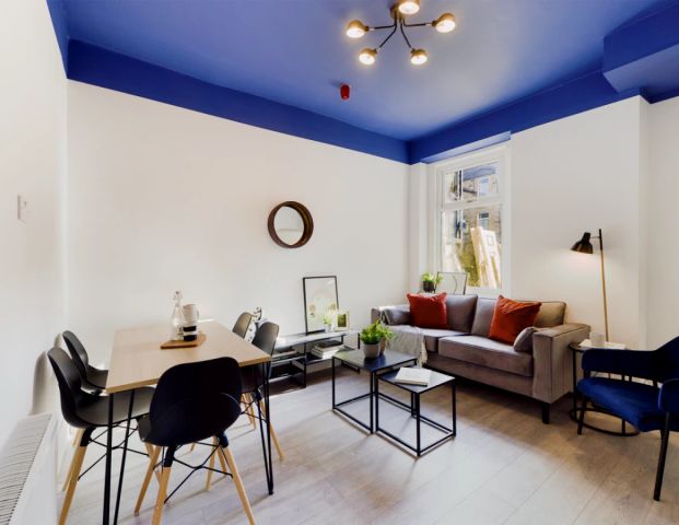 6 Bedroom, 1 Bathroom - Photo 1