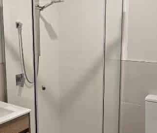 Modern Two Bedroom Townhouse in Prime Hamilton East Location - Photo 5