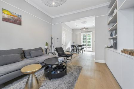 3 bedroom apartment to rent - Photo 3