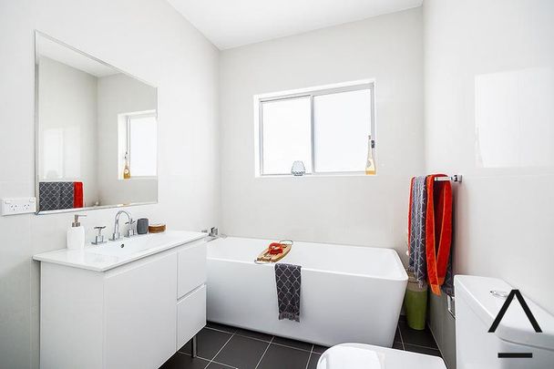 51 Llewellyn Street, Rhodes NSW 2138 - House For Rent | Domain - Photo 1