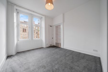 Woodcroft Avenue - Photo 4