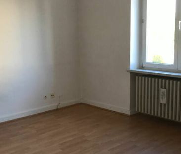 A louer : F3 avec cave, garage et balcon - Chauffage compris - Photo 4