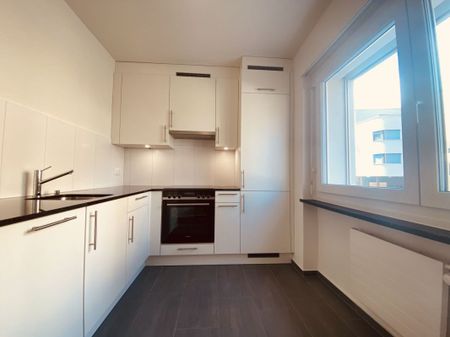 Zweitbezug 1 OG links W-2001, 3.5-Zimmer mit Balkon - Photo 4