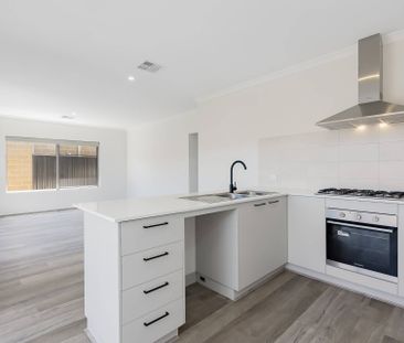 HOME OPEN SAT 15TH NOV - 4.45PM - Photo 4