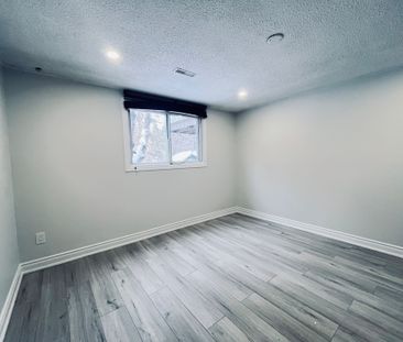 For Lease - 98 Cherry Hills Road, Vaughan, Ontario - Photo 6