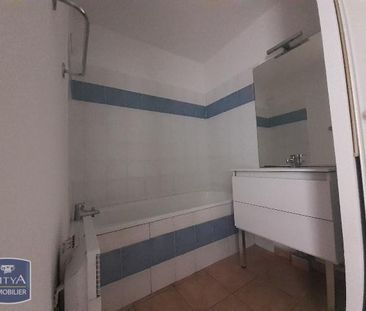 Location Appartement 2 pièces 40m² NIMES 30000 - Photo 4