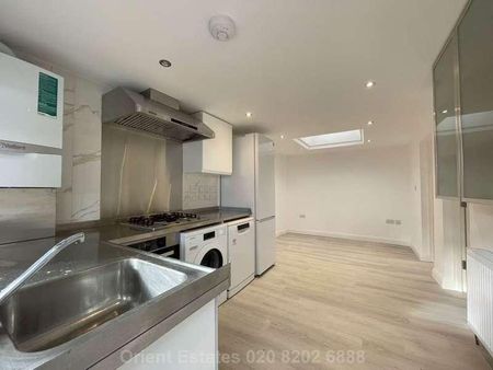 Southbourne Avenue, London, NW9 - Photo 3