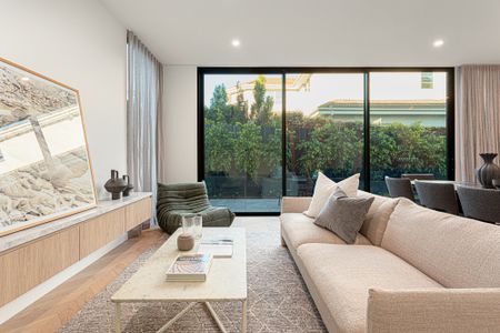 2B Connor Street, Brighton East VIC 3187 - House For Rent | Domain - Photo 2