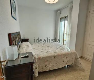 Alquiler de piso en Paseo de las Flores s/n - Photo 2