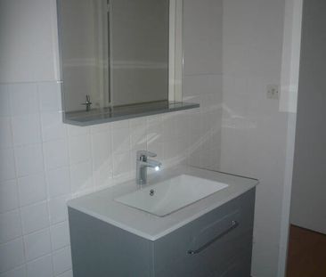 Location appartement 2 pièces 35.33 m² à Mâcon (71000) TRES CALME A... - Photo 3