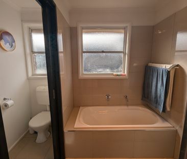 Sunshine West - Photo 2