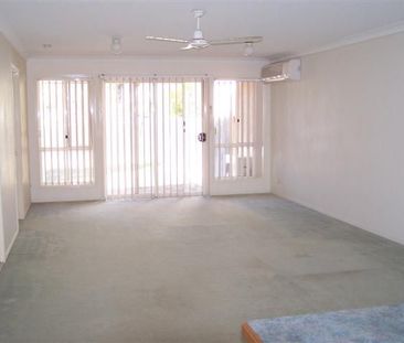 EASY LIVING STARTS HERE - COMFORT AND CONVENIENCE AT 84B BOLES STREET - Photo 1