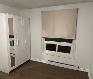 For Lease - 22 Hazelglen Court, Brampton, Ontario - Photo 1