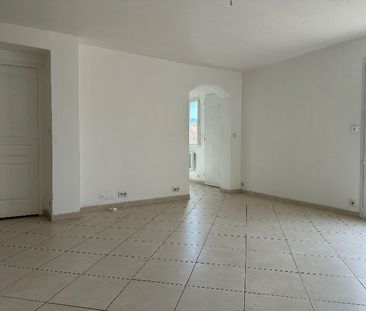 Location appartement St.-cyr-sur-mer 83270 (83270) - Photo 5