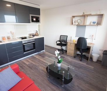 1 bedroom private hall to rent - Photo 3