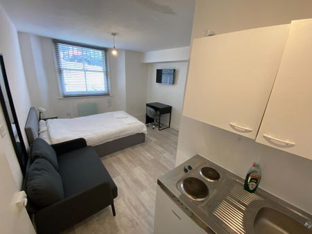 Studio Flat, Bedford Place, BN1 - Photo 4
