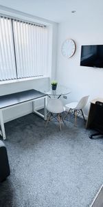 Studio to rent - Photo 3