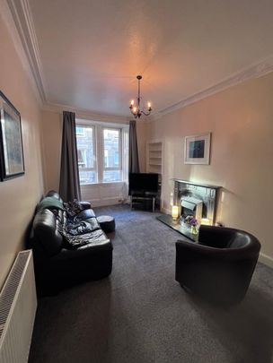 2 Bed Flat, Pirrie Street, EH6 - Photo 1