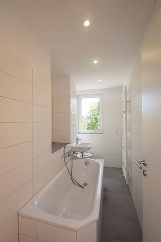 3-Raum-Wohnung Bukarester Straße 1 - Photo 4