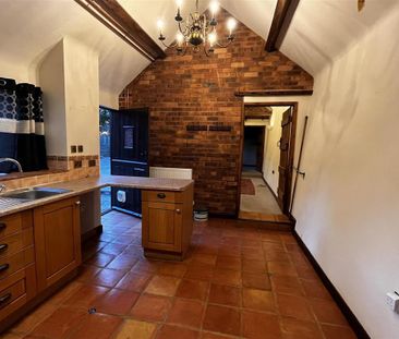 2 bedroom cottage to rent - Photo 3