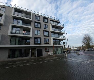 Centraal gelegen, instapklaar appartement met 2 slaapkamers - Photo 4