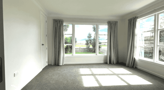 Recently Refurbished 3 Bedroom Home - Photo 1