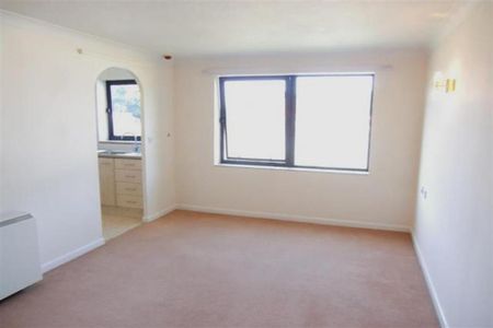1 bedroom retirement property to rent - Photo 3