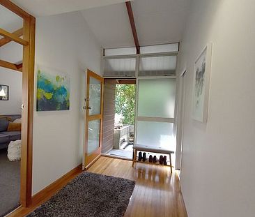 Three bedrooms close to the city! - Photo 1