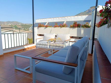 Lovely 3 Bedrooms Village House in Frigiliana for Long Term Rental - Photo 2