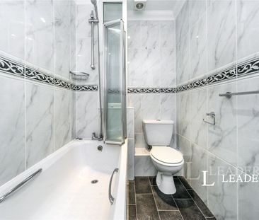 2 bedroom apartment to rent Pacific Heights North, 17 Golden Gate W... - Photo 3