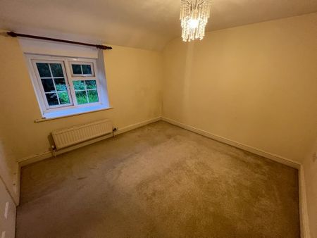 3 bedroom semi-detached house to rent - Photo 4