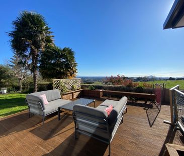Private and spacious property - Photo 4